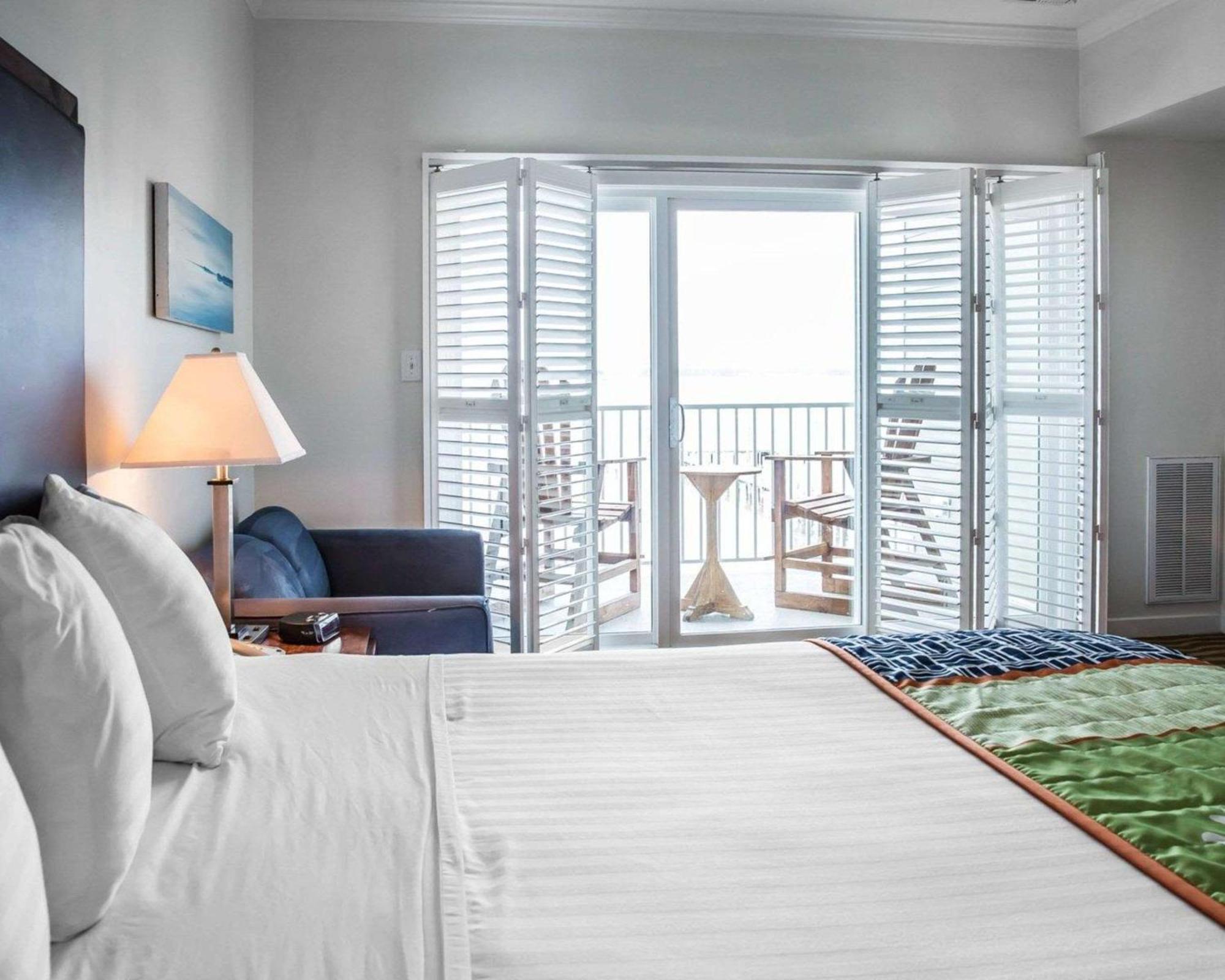 Island Inn & Suites, Ascend Hotel Collection Piney Point Kültér fotó