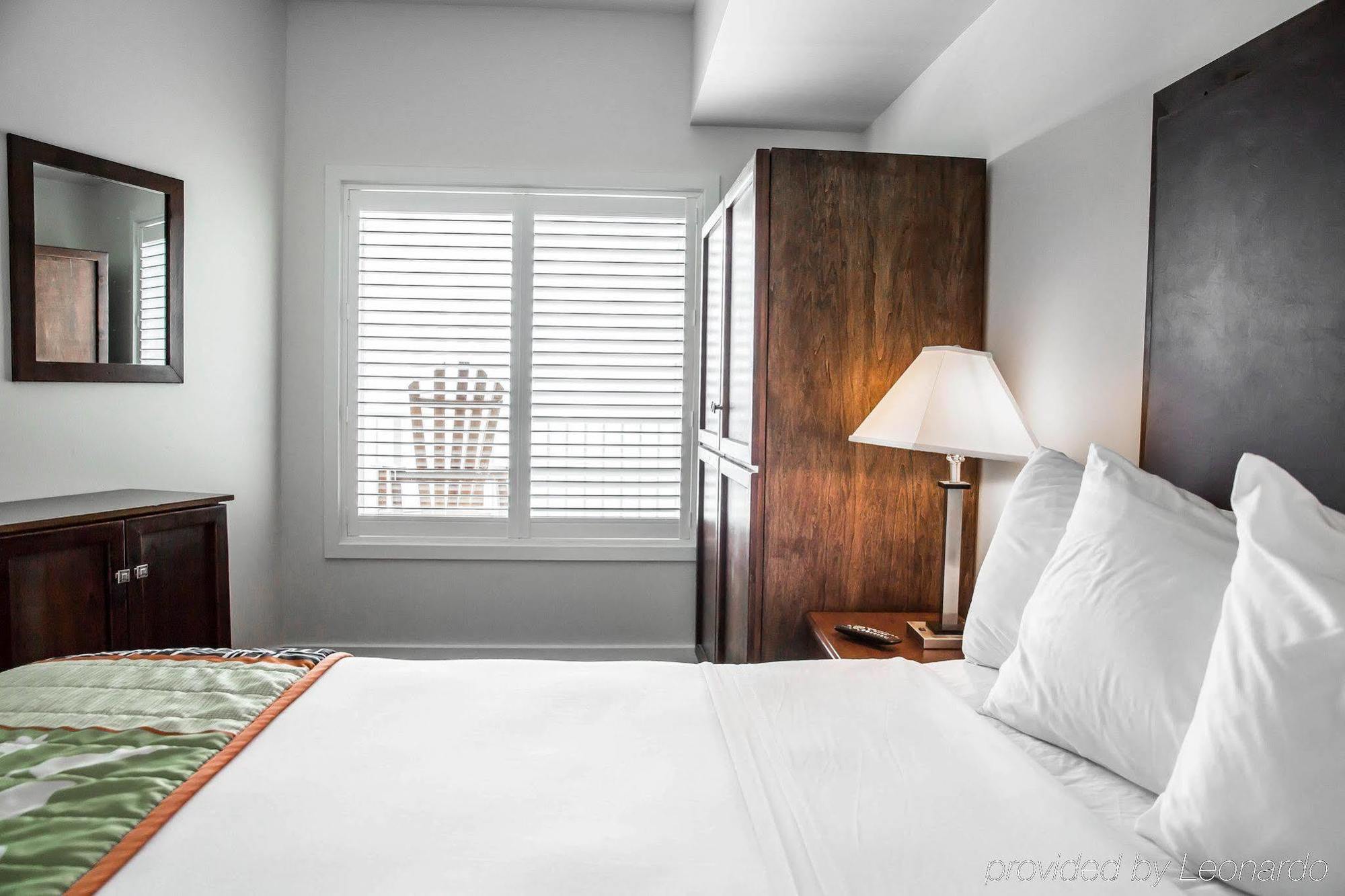 Island Inn & Suites, Ascend Hotel Collection Piney Point Kültér fotó